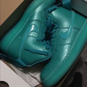 Women’s High Top AF1s